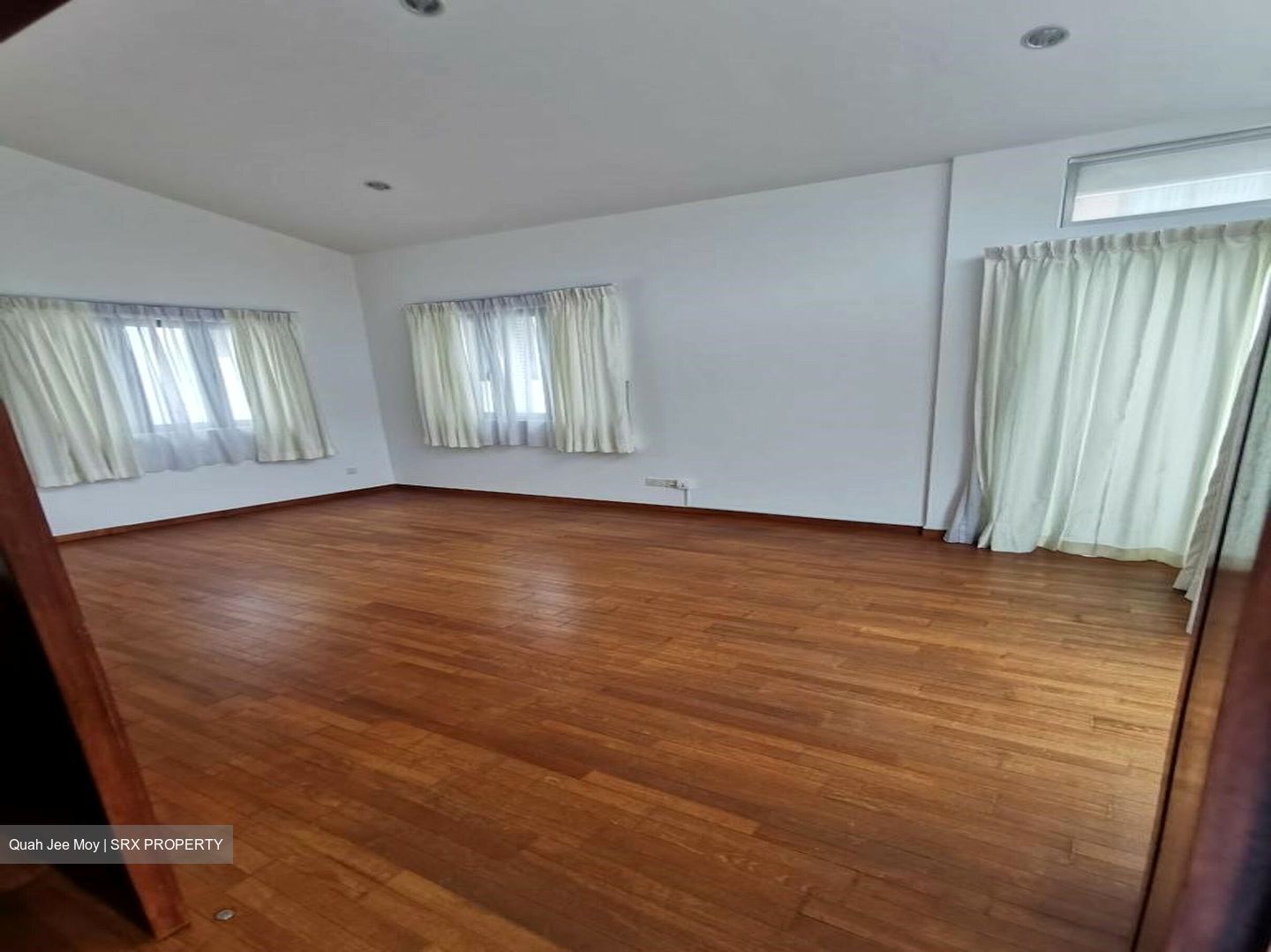 Duchess Avenue (D10), Detached #499426421